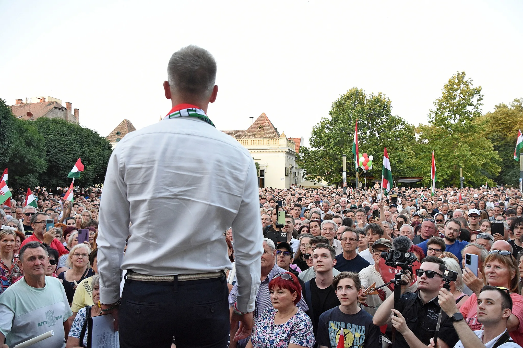 Minden jel arra mutat, hogy a Tisza Párt és Magyar Péter nyeri az Európai Parlamenti választásokat