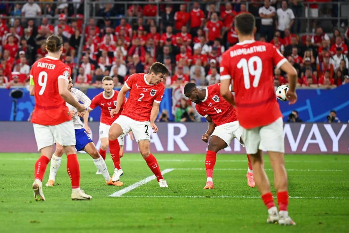 Ausztria magabiztos győzelmet aratott Lengyelország ellen